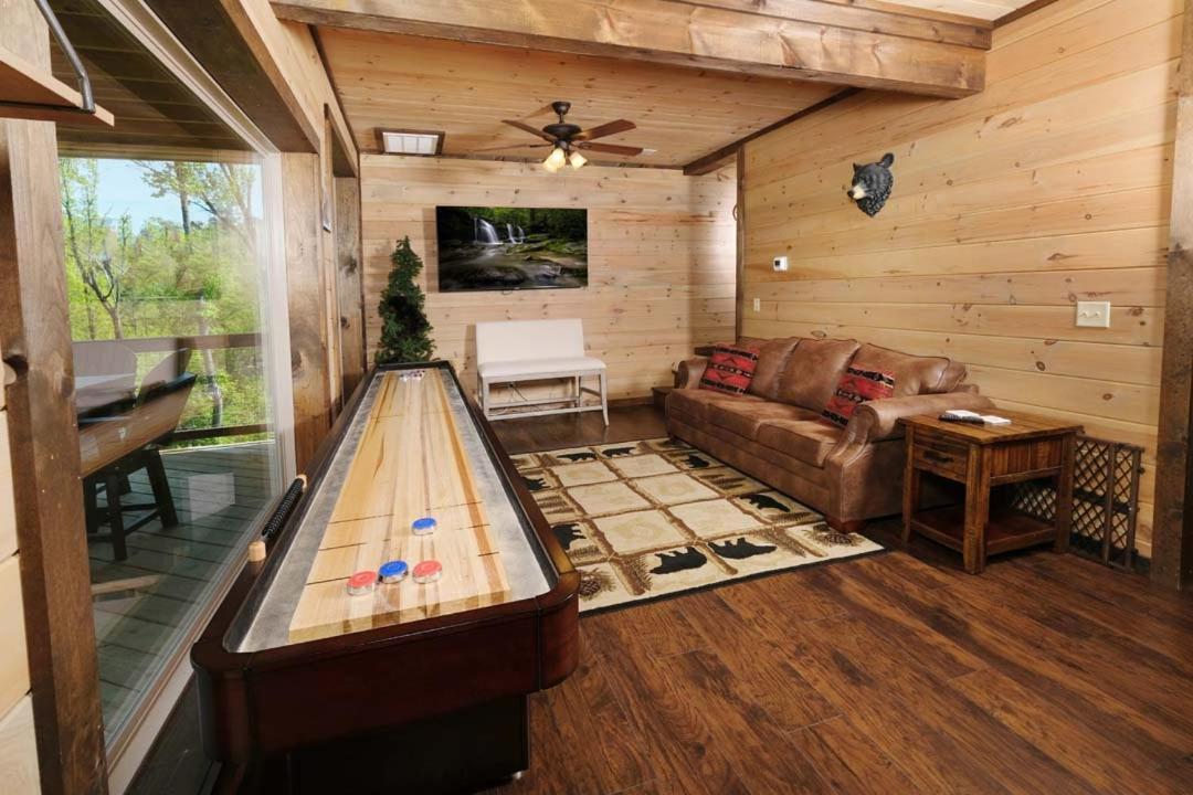 Mountain Time Villa Gatlinburg Exterior photo