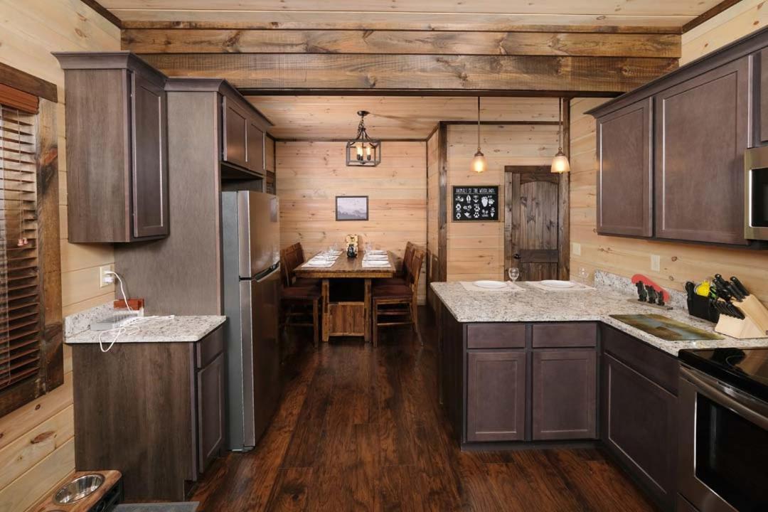 Mountain Time Villa Gatlinburg Exterior photo
